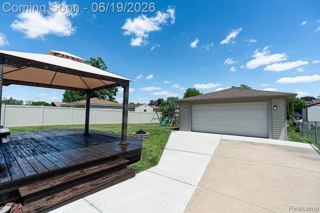 41824 Clayton Street, Clinton Charter Township, MI 48038