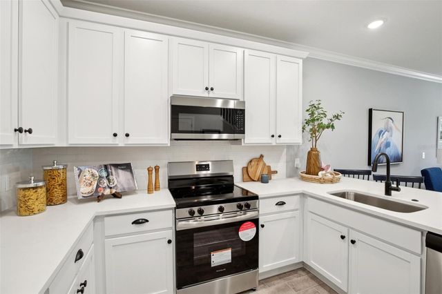 15182 DYNASTY TRAIL, Nokomis, FL 34275