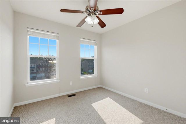43350 WAYFARER SQ, Chantilly, VA 20152