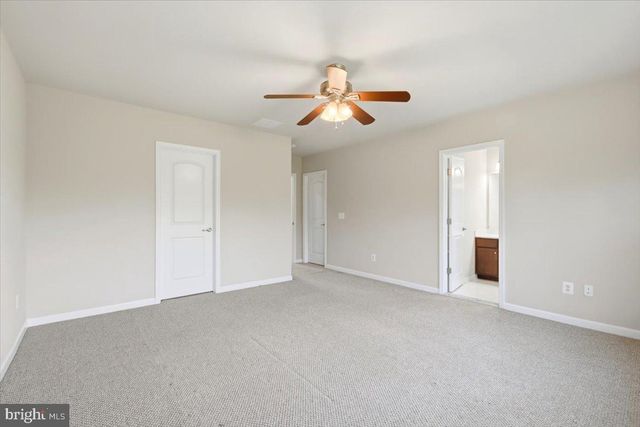 43350 WAYFARER SQ, Chantilly, VA 20152