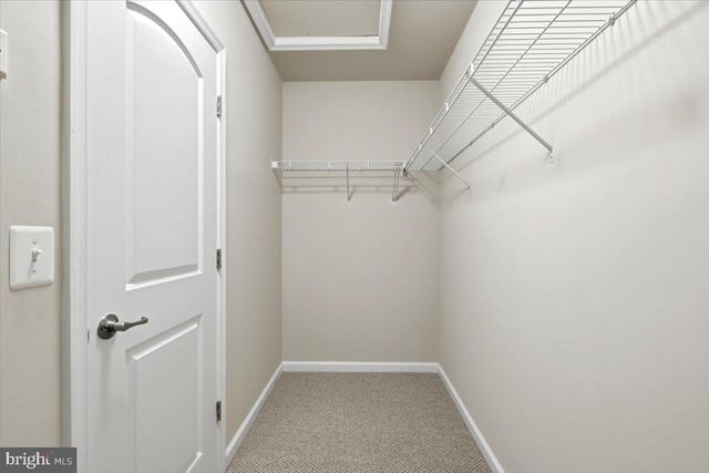 43350 WAYFARER SQ, Chantilly, VA 20152