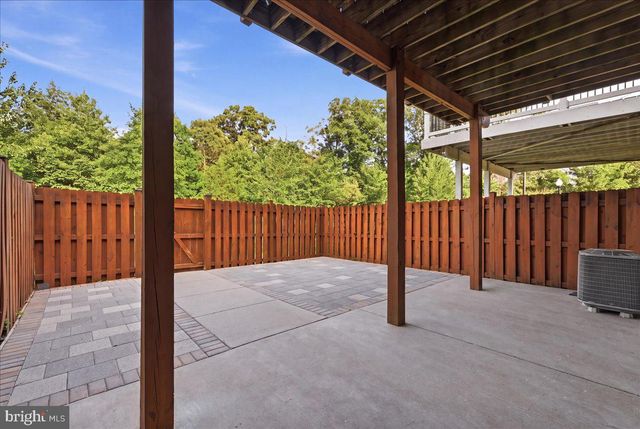 43350 WAYFARER SQ, Chantilly, VA 20152