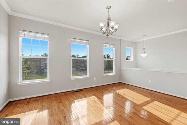 43350 WAYFARER SQ, Chantilly, VA 20152