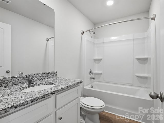 662 E Lamorak Place E, Richburg, SC 29729