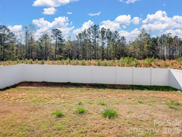 662 E Lamorak Place E, Richburg, SC 29729