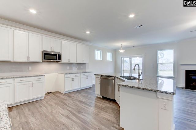 612 Thunder Gulch Avenue, Lexington, SC 29073