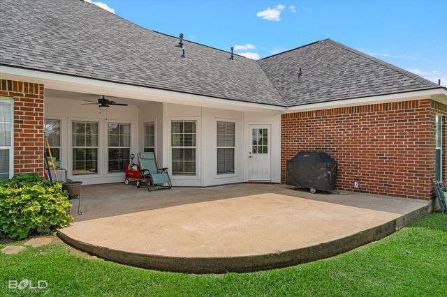 202 Clinton Drive, Stonewall, LA 71078