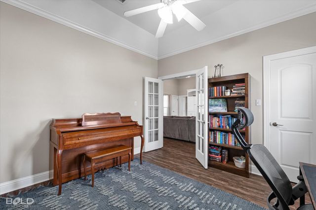202 Clinton Drive, Stonewall, LA 71078