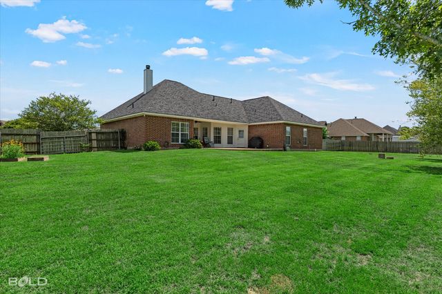 202 Clinton Drive, Stonewall, LA 71078