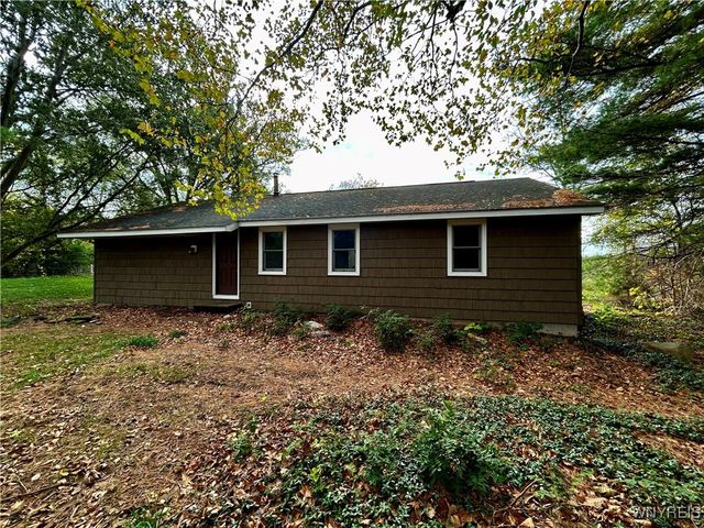 3530 Ridge Road, Cambria, NY 14094