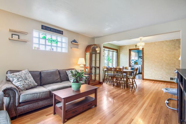 3901 W 107th Street, Chicago, IL 60655