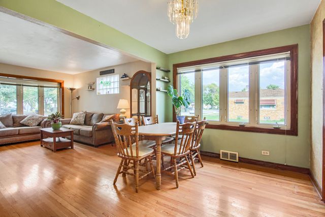 3901 W 107th Street, Chicago, IL 60655