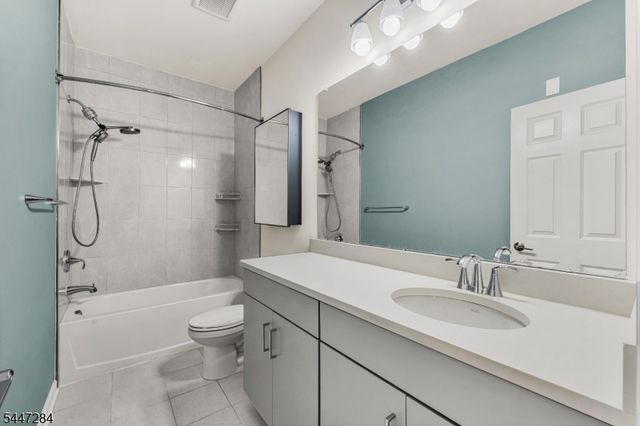 31 S Davenport St, Somerville Boro, NJ 08876