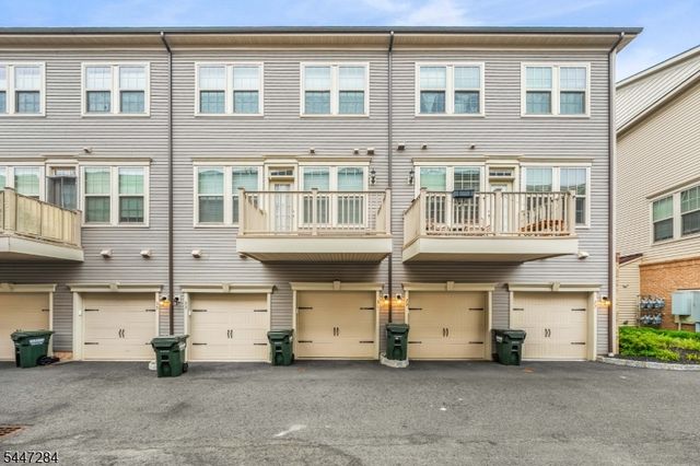 31 S Davenport St, Somerville Boro, NJ 08876