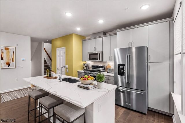 31 S Davenport St, Somerville Boro, NJ 08876