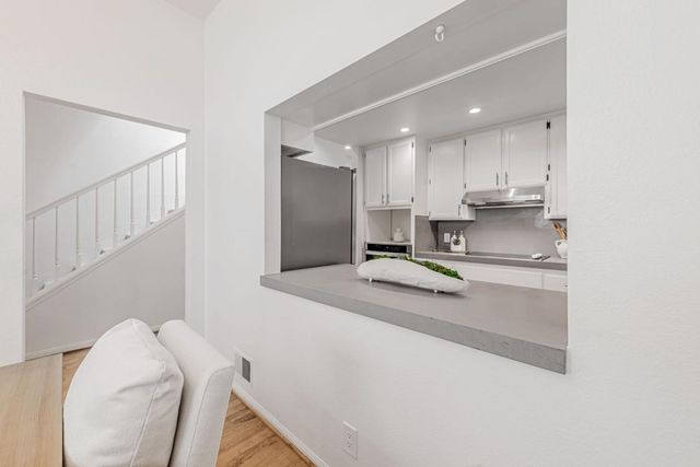 656 Cedar Street 3, San Carlos, CA 94070