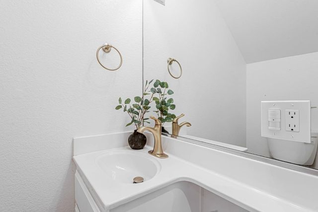 656 Cedar Street 3, San Carlos, CA 94070