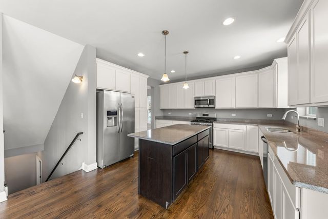 25907 W Canyon Boulevard, Plainfield, IL 60585