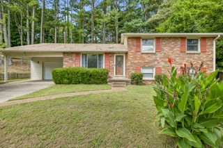 683 Brewer Dr, Nashville, TN 37211