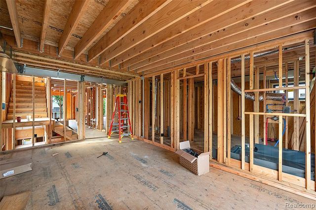 1221 Davis Avenue, Birmingham, MI 48009
