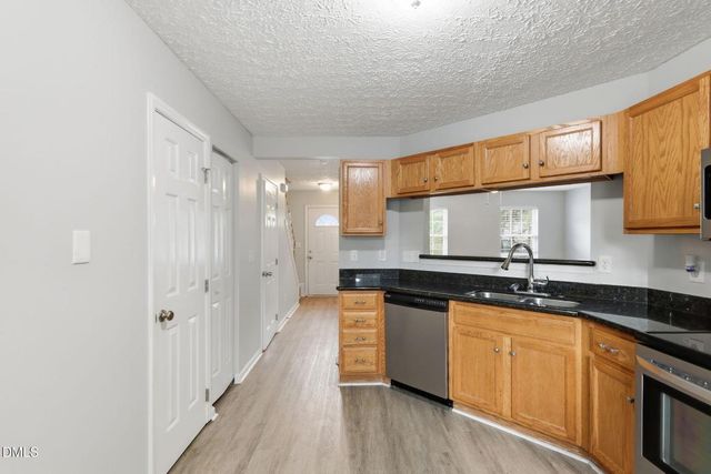 60 Holding-young Road, Youngsville, NC 27596