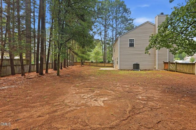 60 Holding-young Road, Youngsville, NC 27596