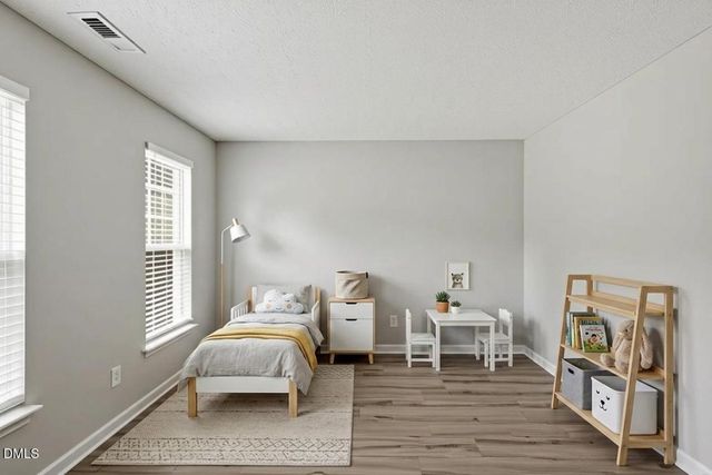 60 Holding-young Road, Youngsville, NC 27596
