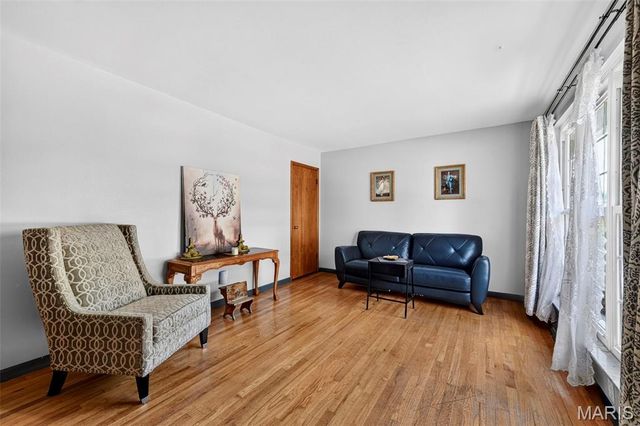 106 Paula Drive, St Charles, MO 63301
