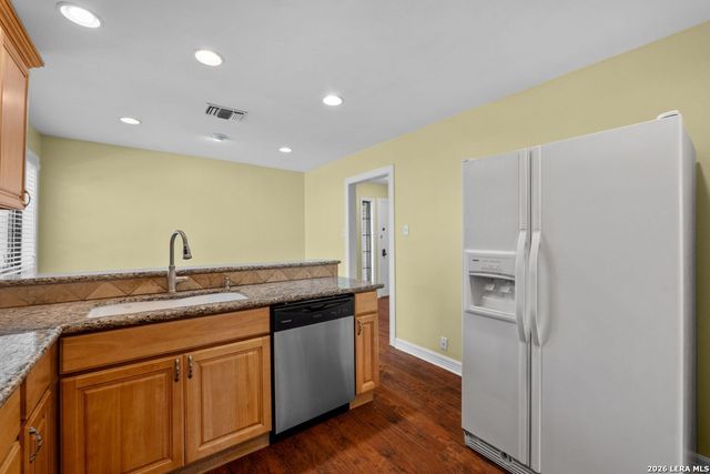 3605 Hidden Dr Apt F4, San Antonio, TX 78217