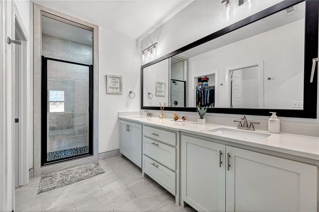 3 Mckissick Circle, Bella Vista, AR 72715