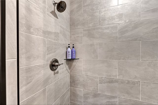 3 Mckissick Circle, Bella Vista, AR 72715