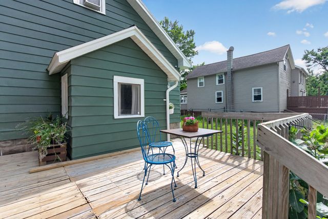 302 Hill Street, Jackson, MI 49202