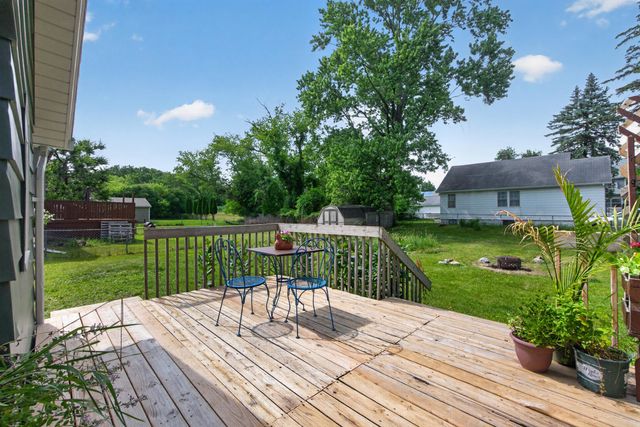 302 Hill Street, Jackson, MI 49202