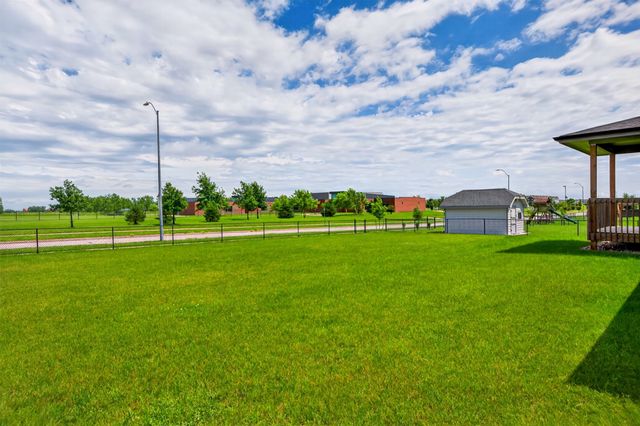 3817 NW Beechwood Street, Ankeny, IA 50023