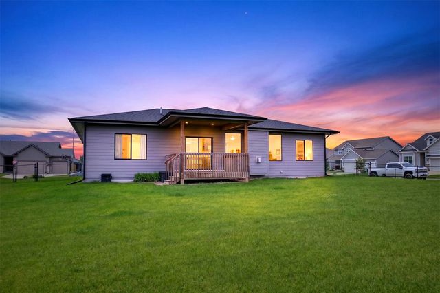3817 NW Beechwood Street, Ankeny, IA 50023