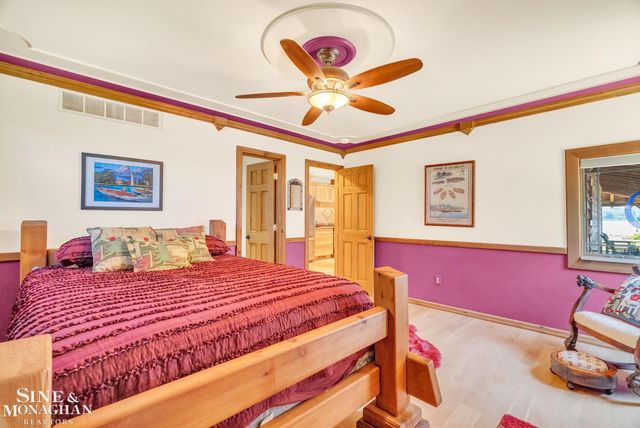 9898 N River Road, Clay, MI 48001