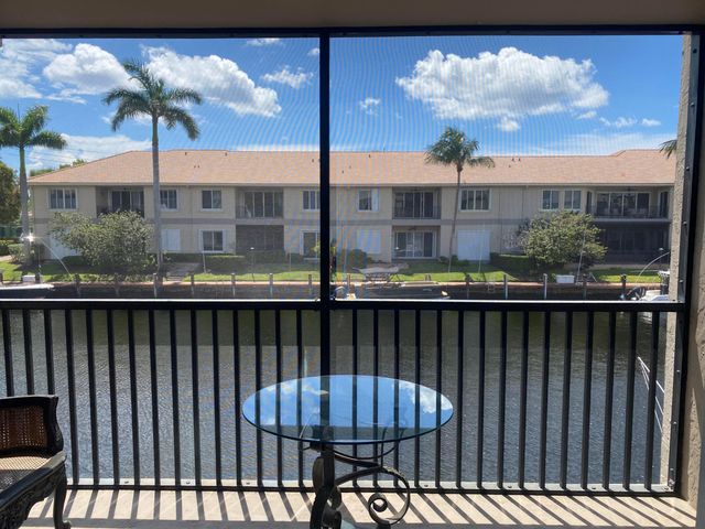 1 Royal Palm Way 201, Boca Raton, FL 33432