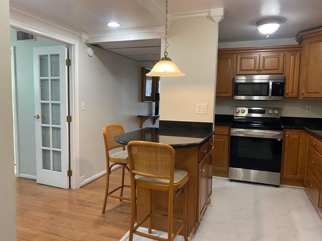 1 Royal Palm Way 201, Boca Raton, FL 33432