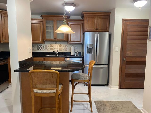 1 Royal Palm Way 201, Boca Raton, FL 33432