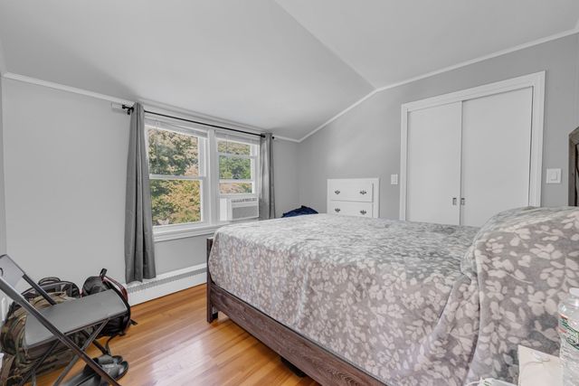 29 Carroll St, Auburn, MA 01501