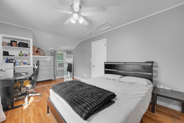 29 Carroll St, Auburn, MA 01501