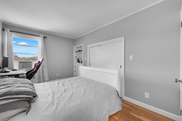 29 Carroll St, Auburn, MA 01501