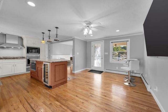 29 Carroll St, Auburn, MA 01501