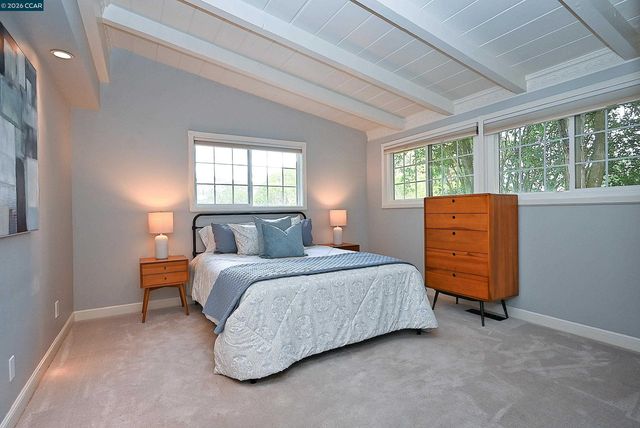 15 Vista Hermosa, Walnut Creek, CA 94597