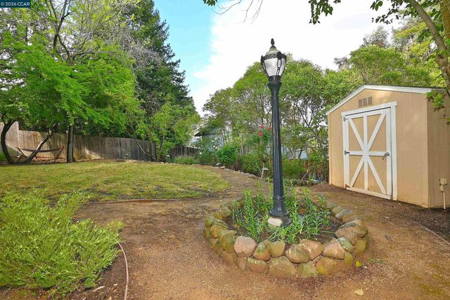 15 Vista Hermosa, Walnut Creek, CA 94597