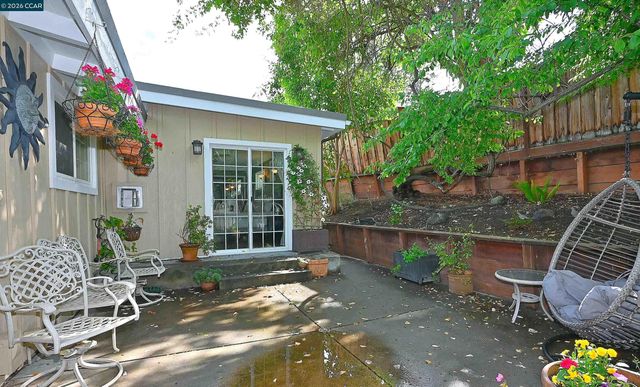 15 Vista Hermosa, Walnut Creek, CA 94597