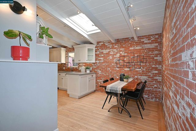 15 Vista Hermosa, Walnut Creek, CA 94597