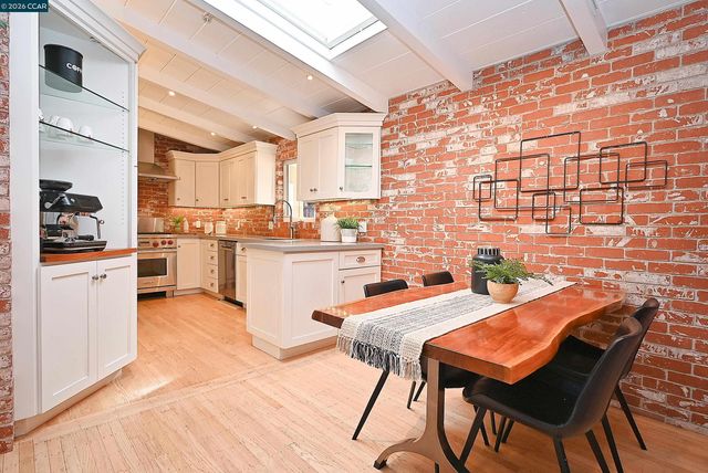 15 Vista Hermosa, Walnut Creek, CA 94597