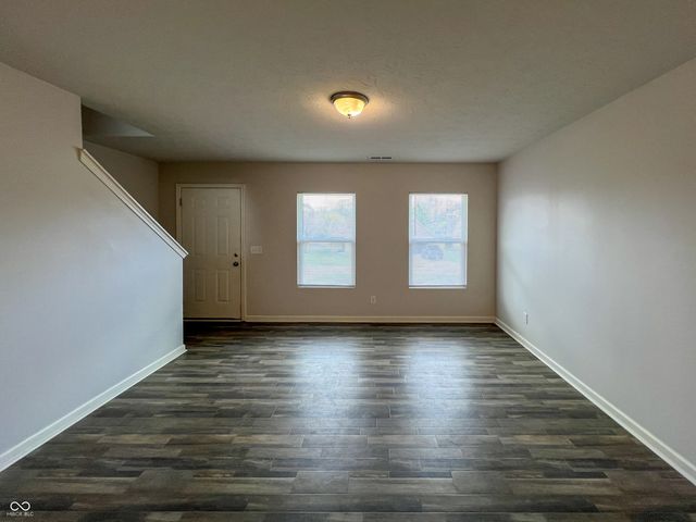 1133 Deer Trail, Connersville, IN 47331