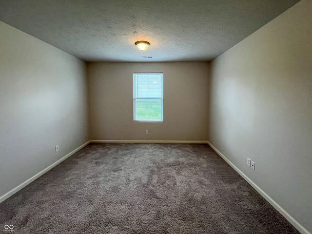 1133 Deer Trail, Connersville, IN 47331